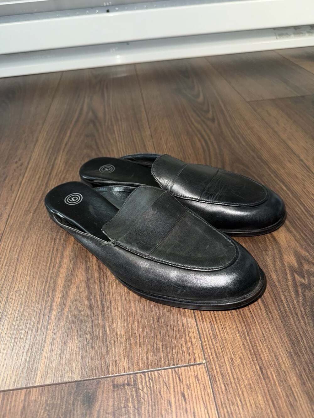 Urban Outfitters Jules Black Leather Loafer Mules Size 9
